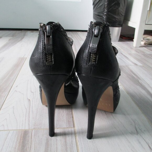 Vince Camuto high heel studded shoes - Picture 5 of 8